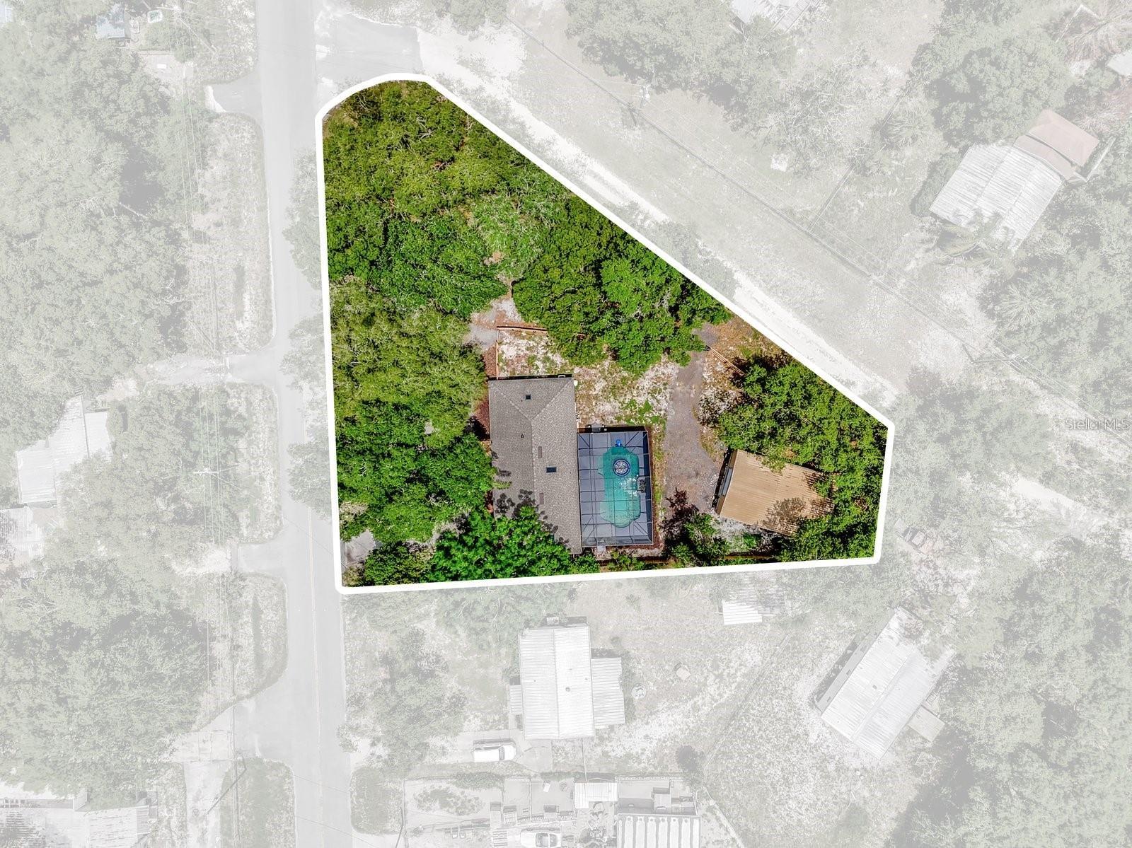 PINE LAKES - Residential