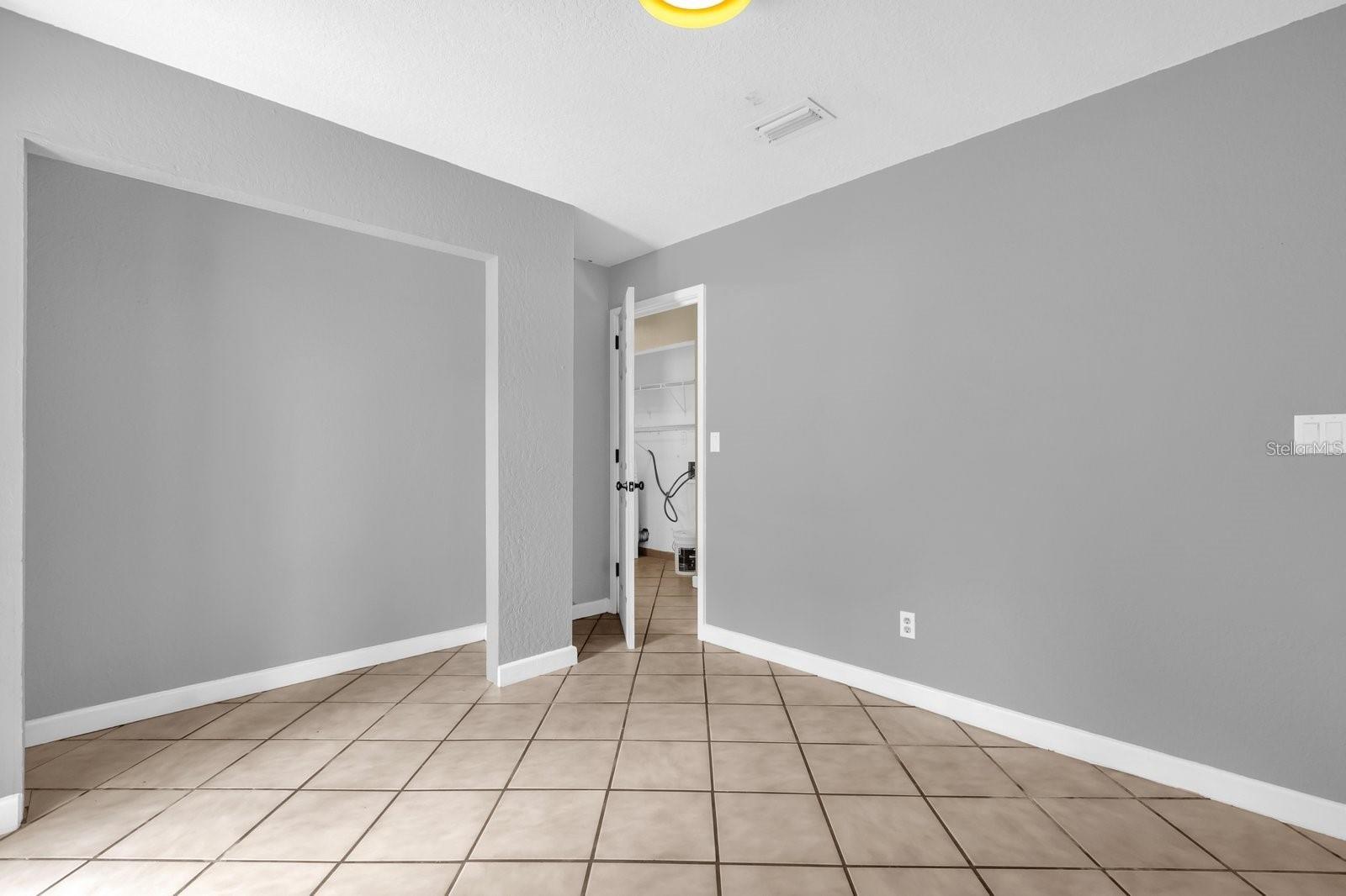 PINE LAKES - Residential