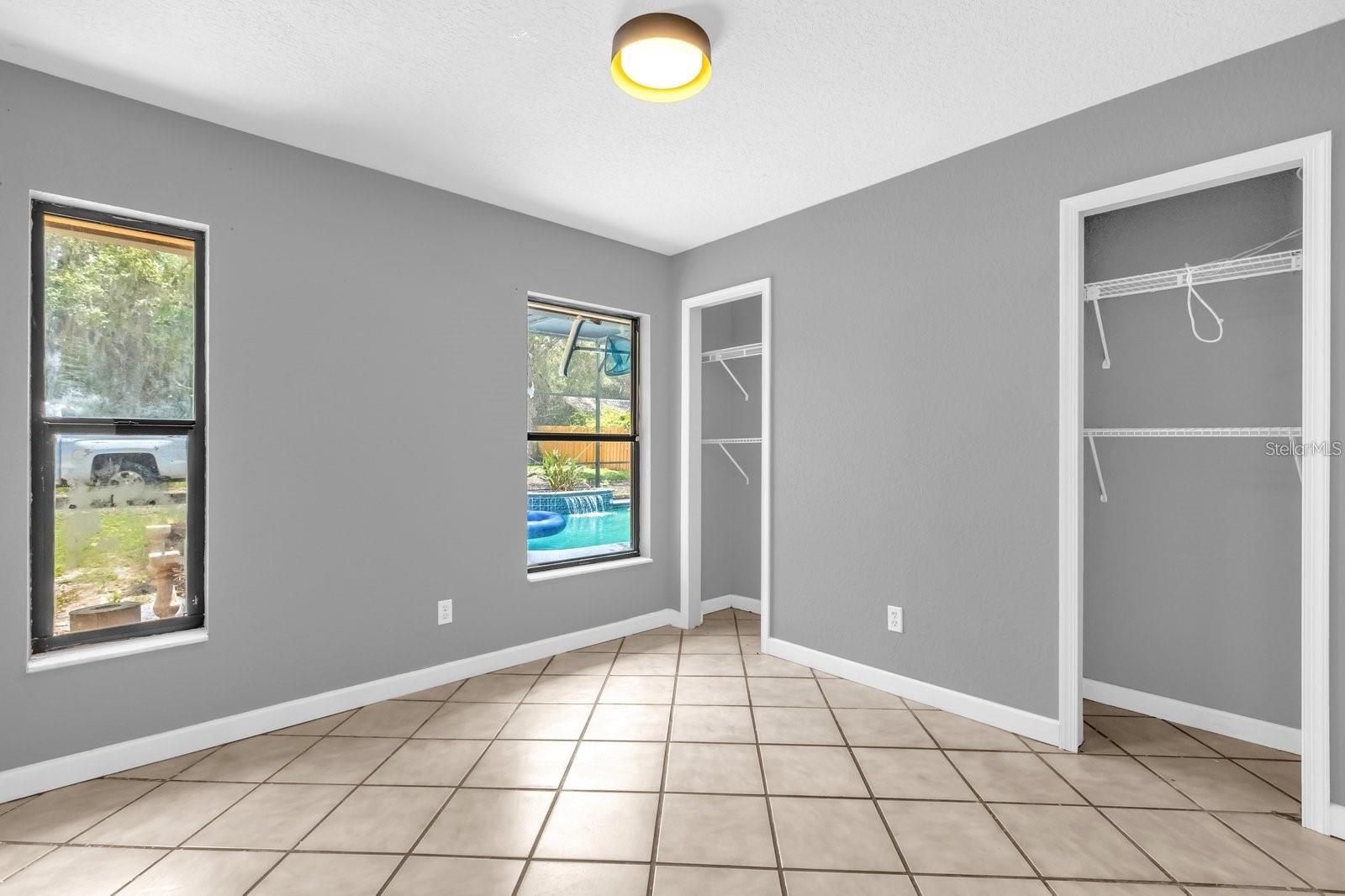 PINE LAKES - Residential