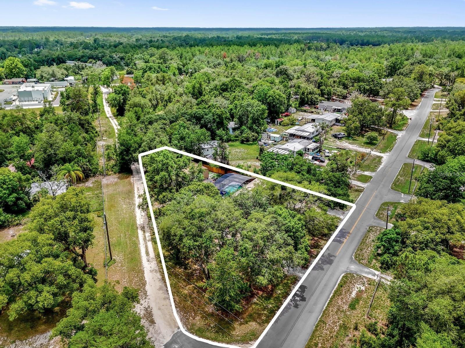 PINE LAKES - Residential