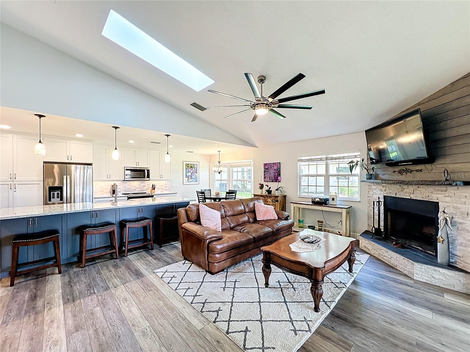 GREENSPOINTE - Residential