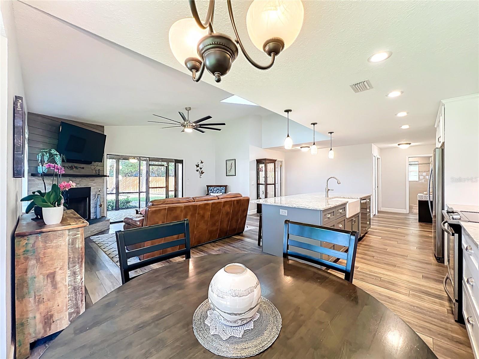 GREENSPOINTE - Residential