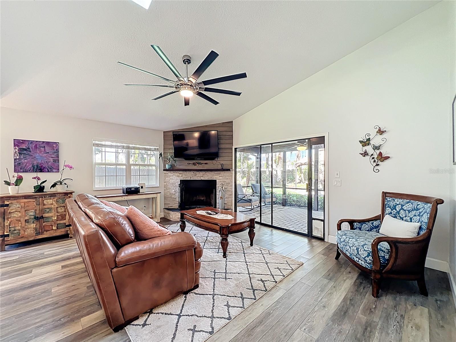 GREENSPOINTE - Residential