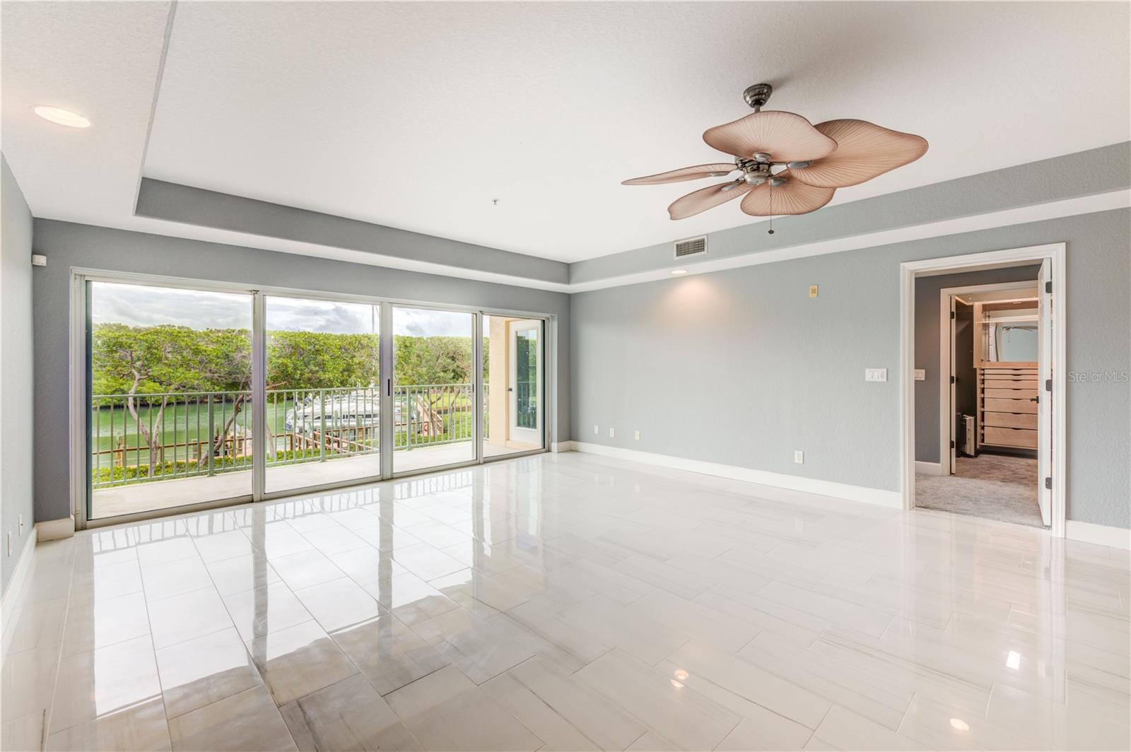 1645 PINELLAS BAYWAY S B2