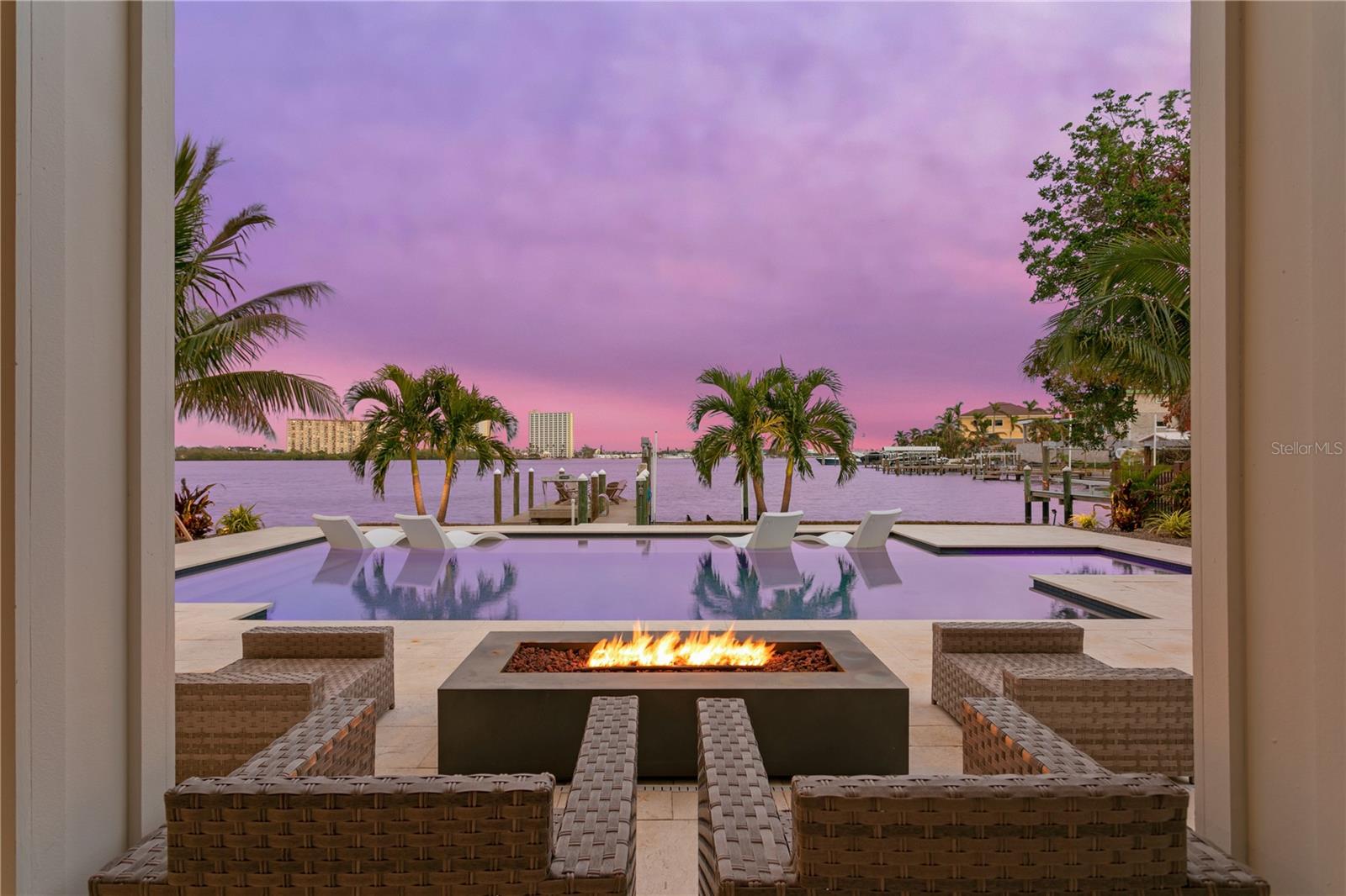 SOUTH CSWY ISLE YACHT CLUB ADD - Residential