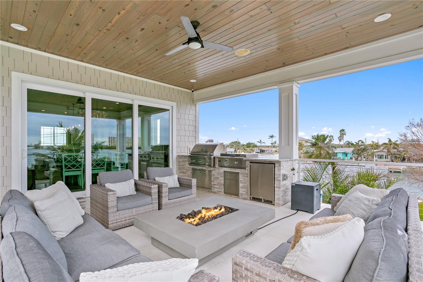 SOUTH CSWY ISLE YACHT CLUB ADD - Residential