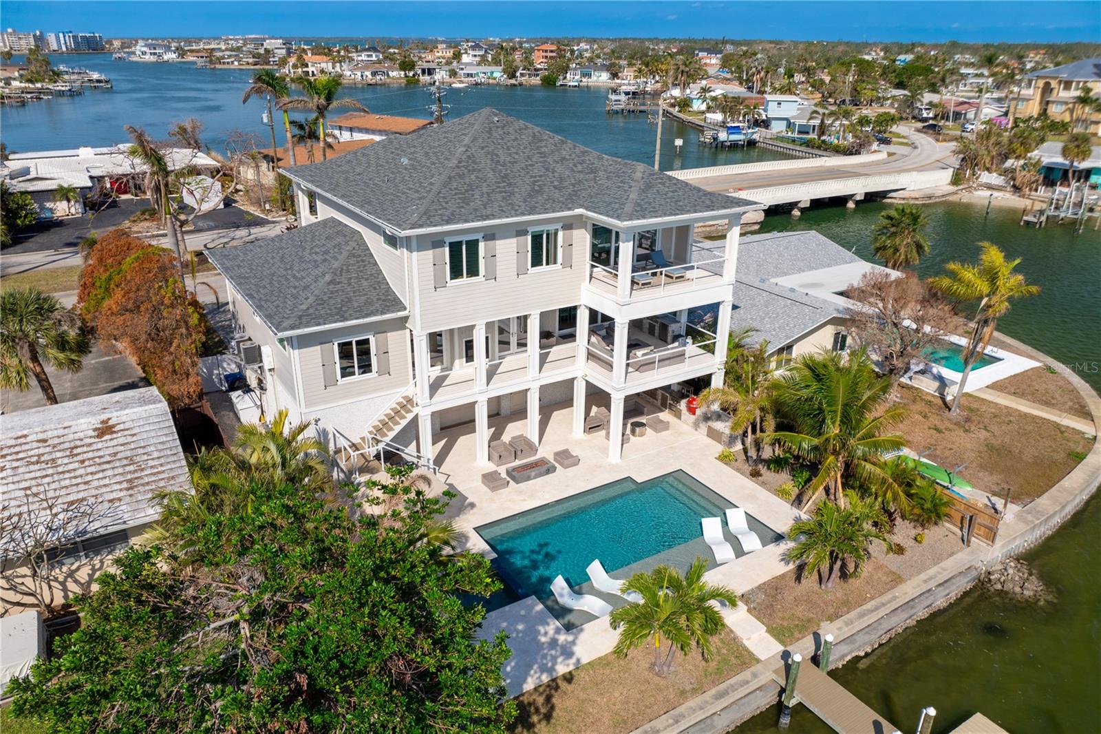 SOUTH CSWY ISLE YACHT CLUB ADD - Residential