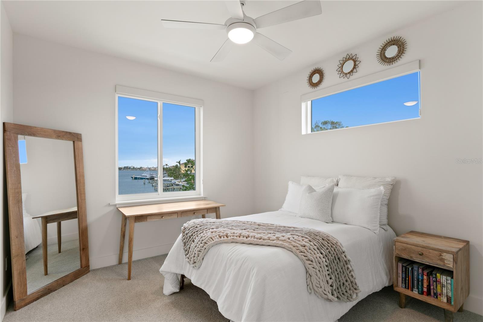 SOUTH CSWY ISLE YACHT CLUB ADD - Residential