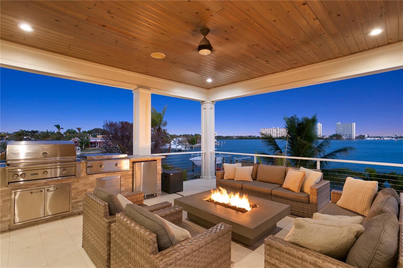 SOUTH CSWY ISLE YACHT CLUB ADD - Residential