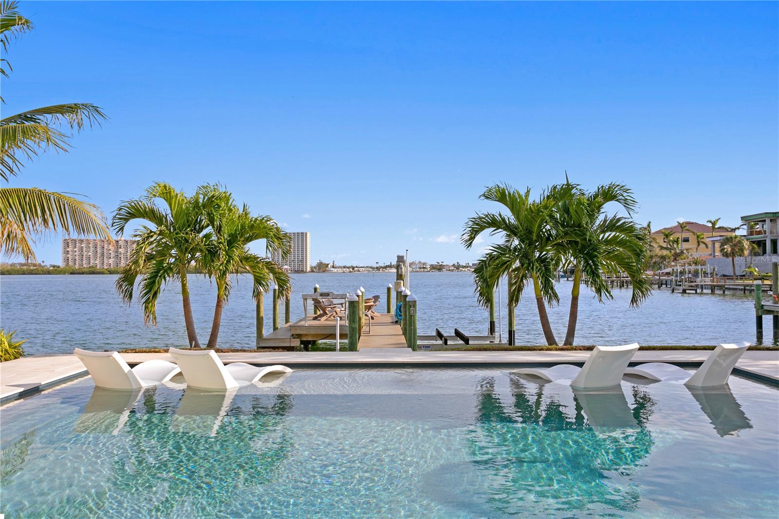 SOUTH CSWY ISLE YACHT CLUB ADD - Residential