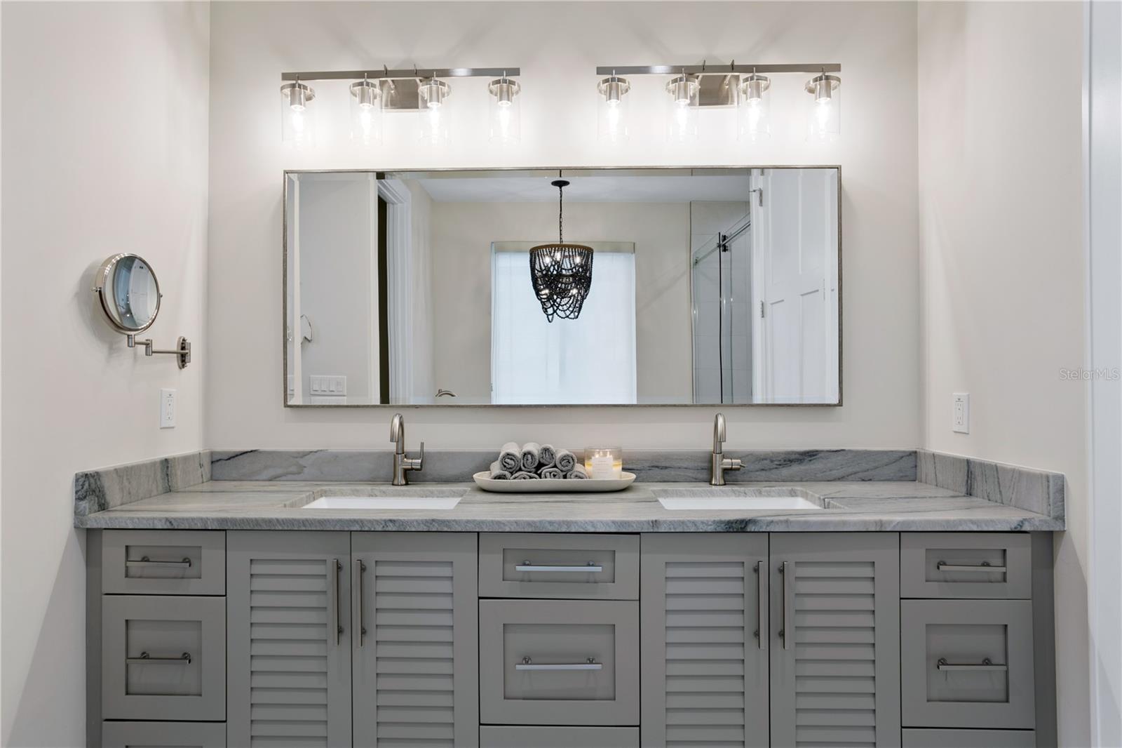 SOUTH CSWY ISLE YACHT CLUB ADD - Residential