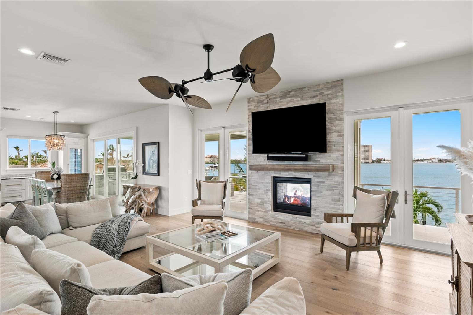 SOUTH CSWY ISLE YACHT CLUB ADD - Residential