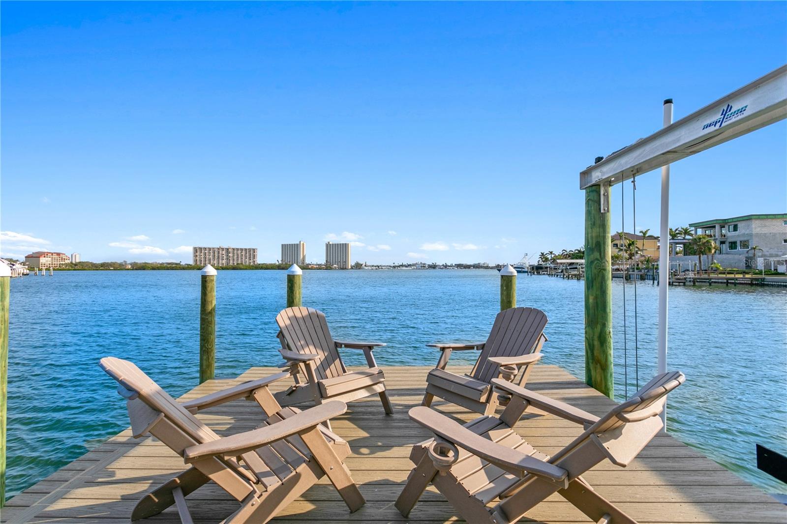 SOUTH CSWY ISLE YACHT CLUB ADD - Residential