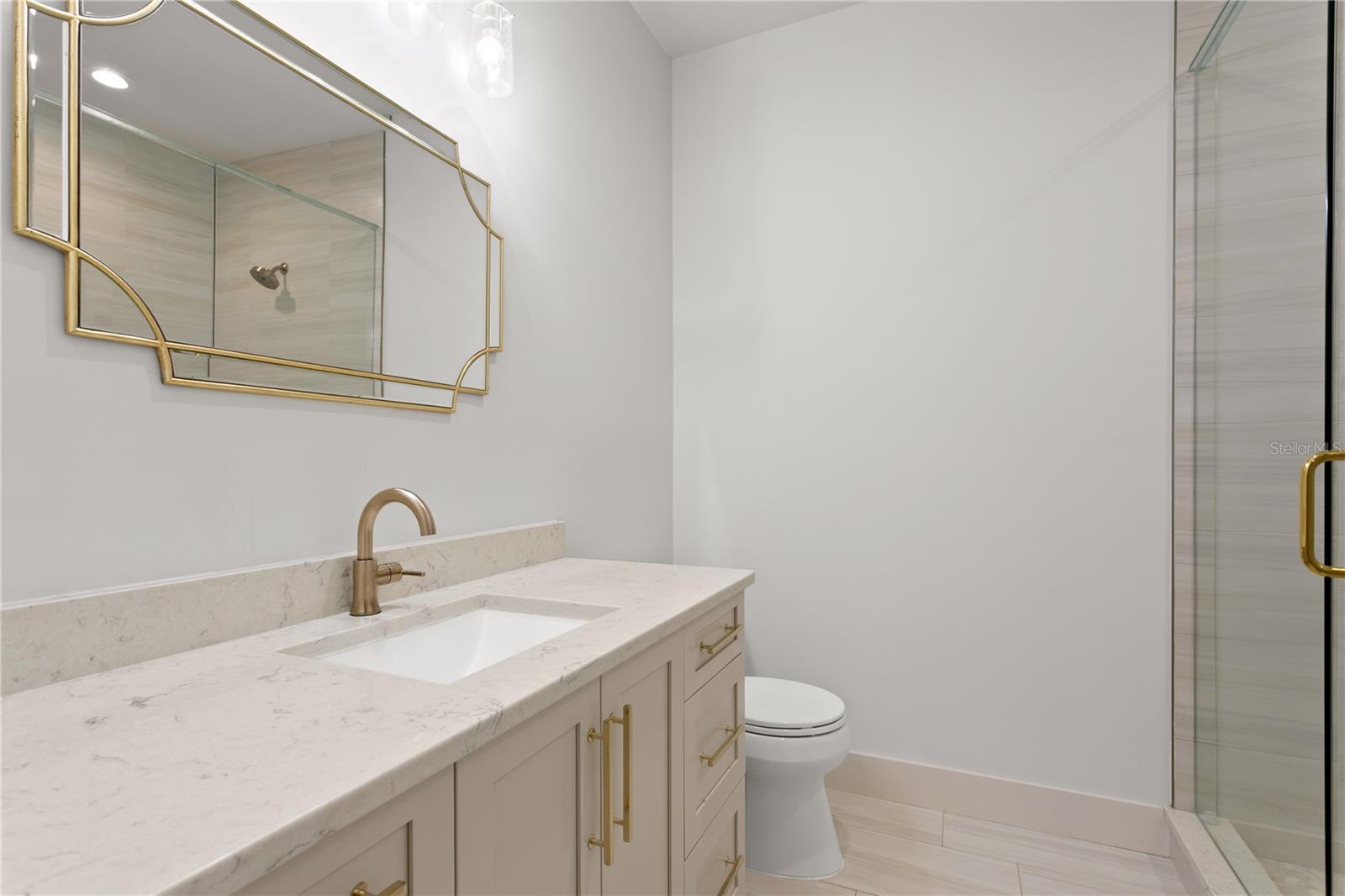 SOUTH CSWY ISLE YACHT CLUB ADD - Residential