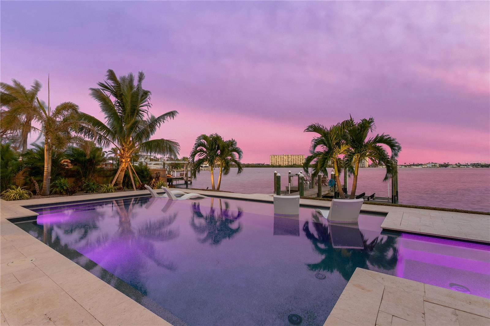 SOUTH CSWY ISLE YACHT CLUB ADD - Residential