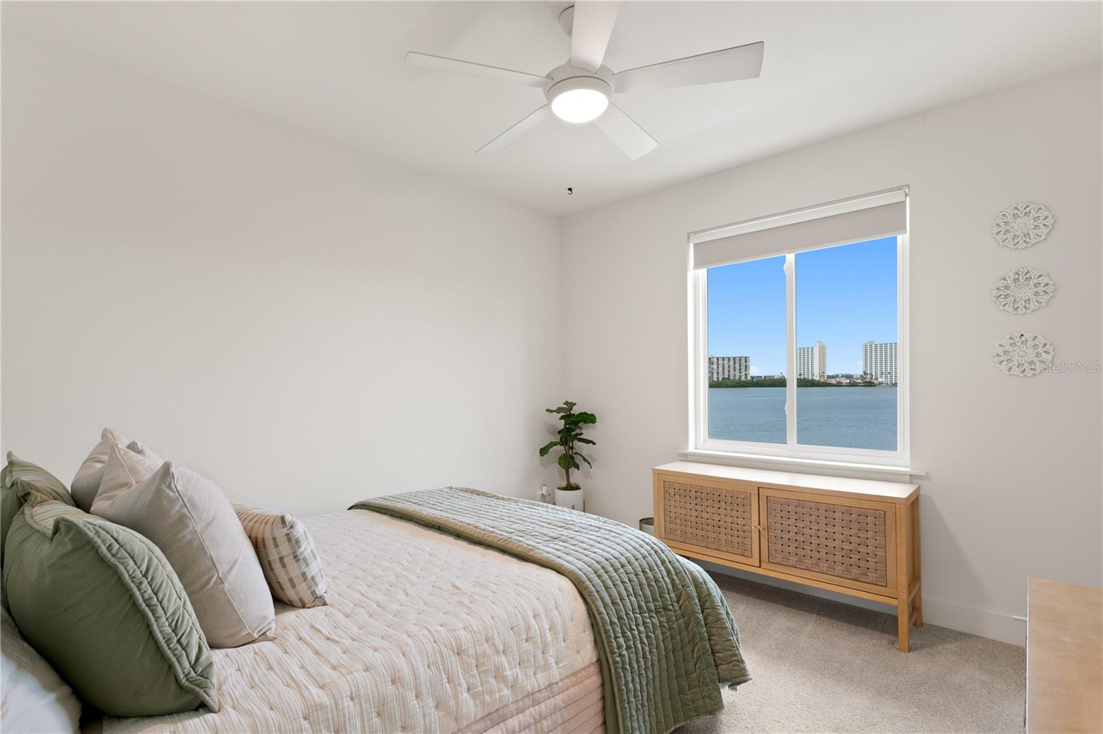 SOUTH CSWY ISLE YACHT CLUB ADD - Residential