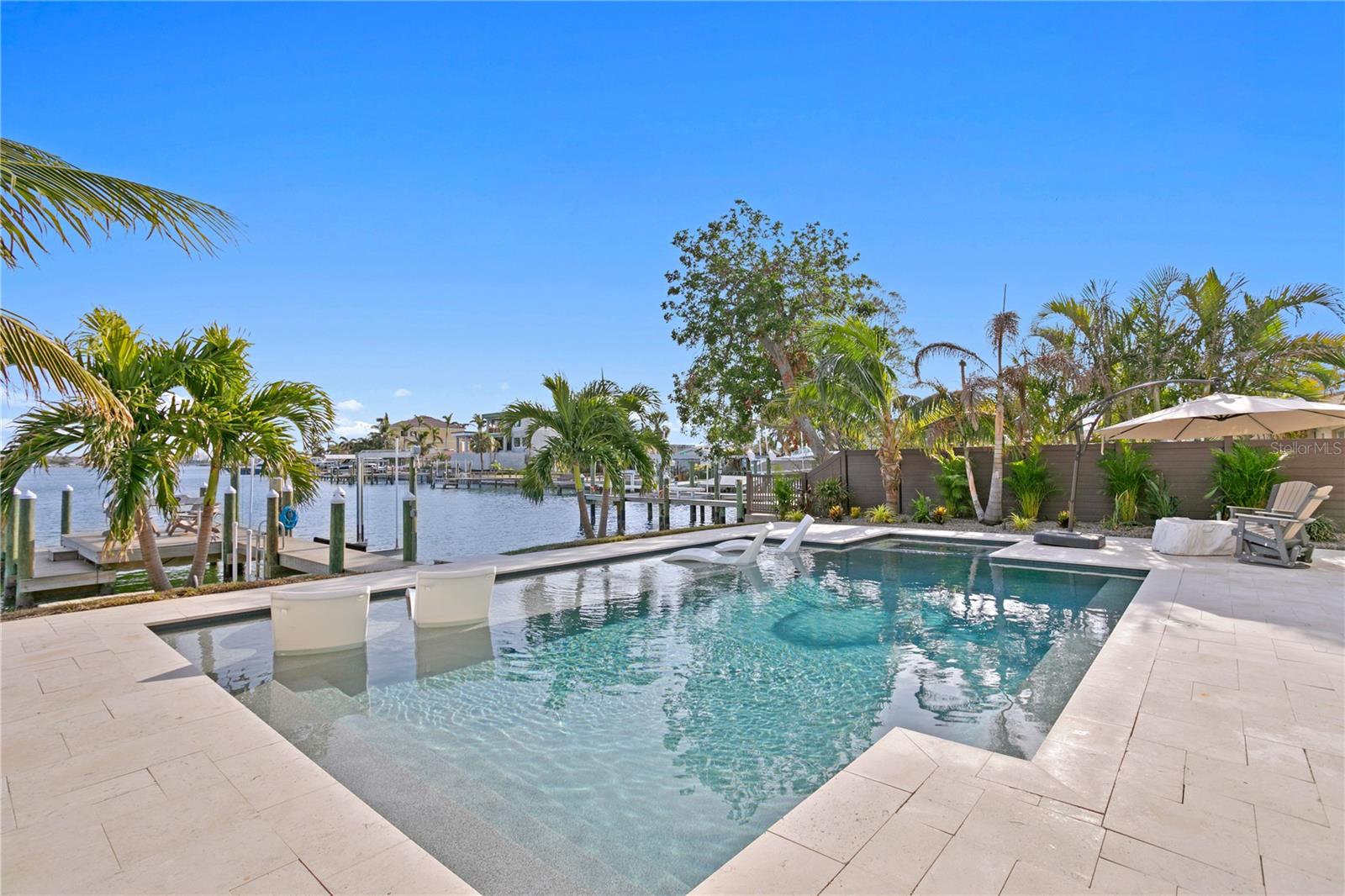 SOUTH CSWY ISLE YACHT CLUB ADD - Residential