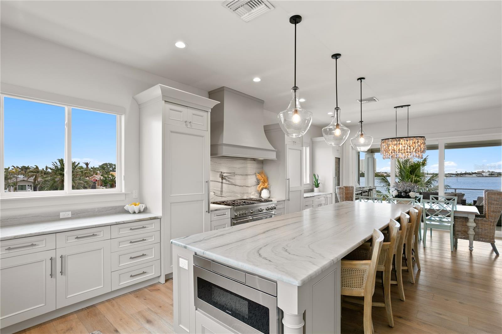 SOUTH CSWY ISLE YACHT CLUB ADD - Residential