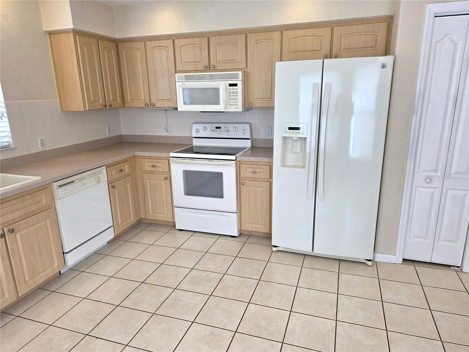 384 ROYAL PALM WAY