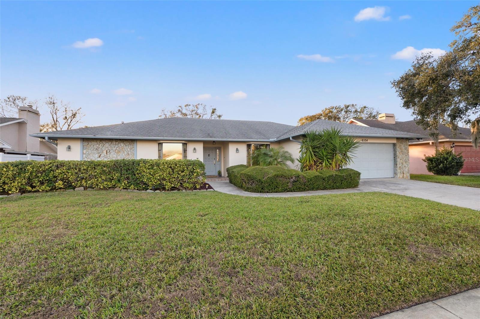 6104 DORY WAY