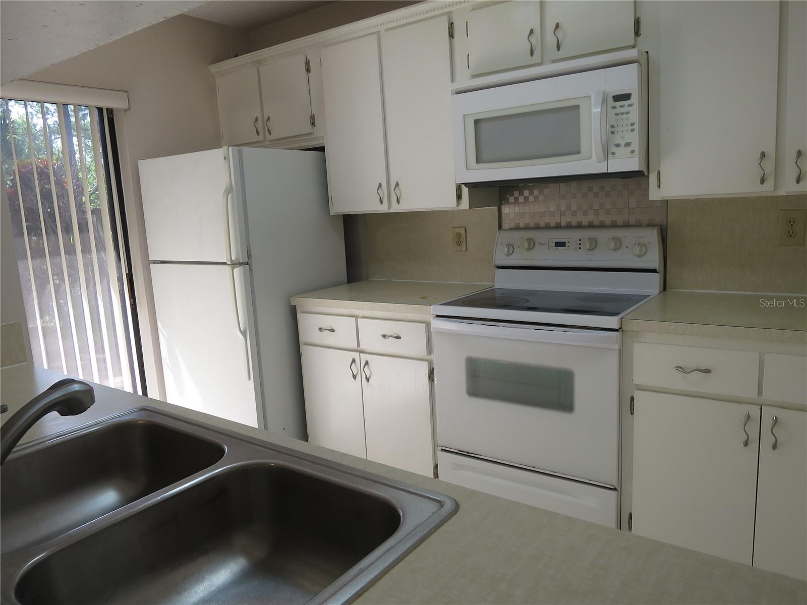 MIDDLEBROOK PINES CONDO PH 1 - Residential Lease