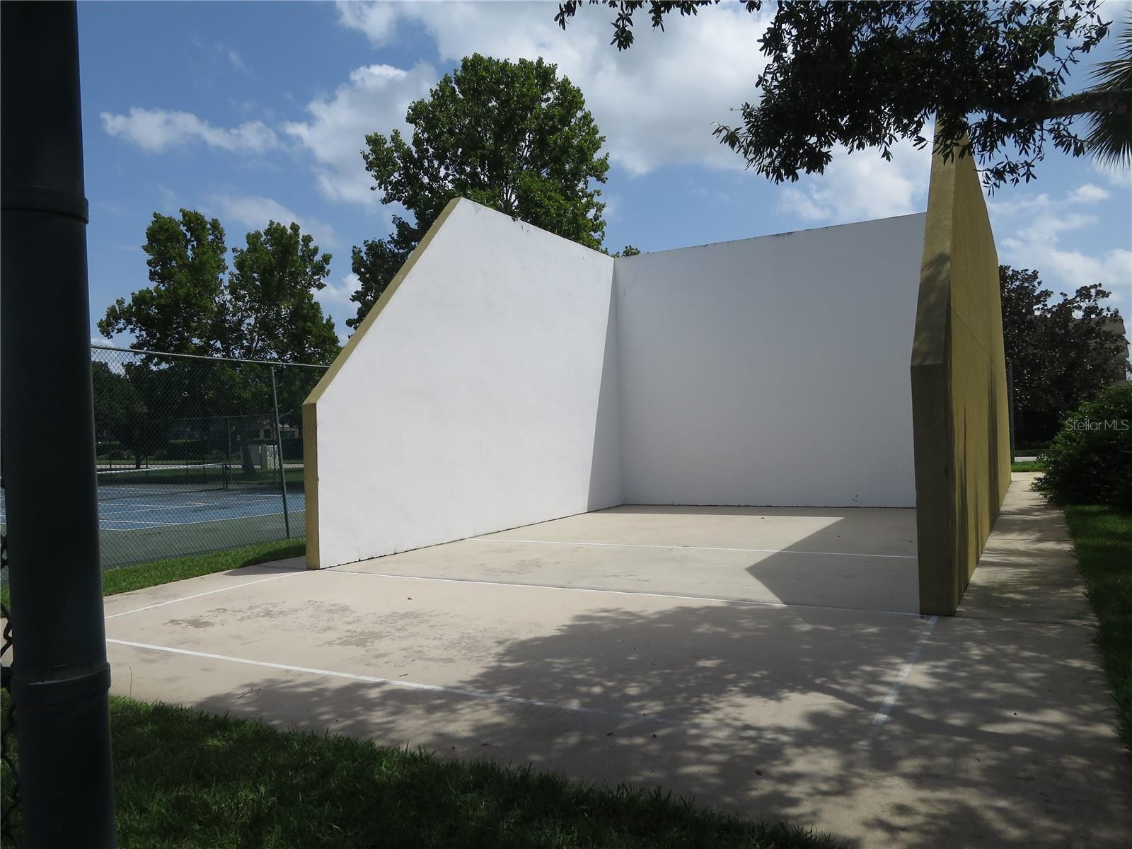 MIDDLEBROOK PINES CONDO PH 1 - Residential Lease