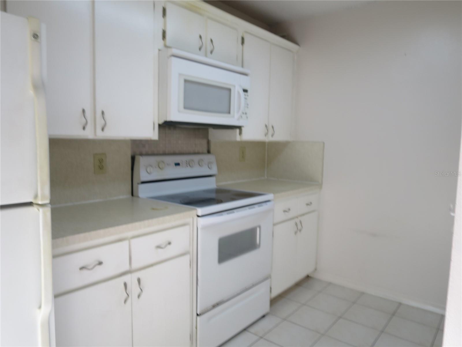 MIDDLEBROOK PINES CONDO PH 1 - Residential Lease