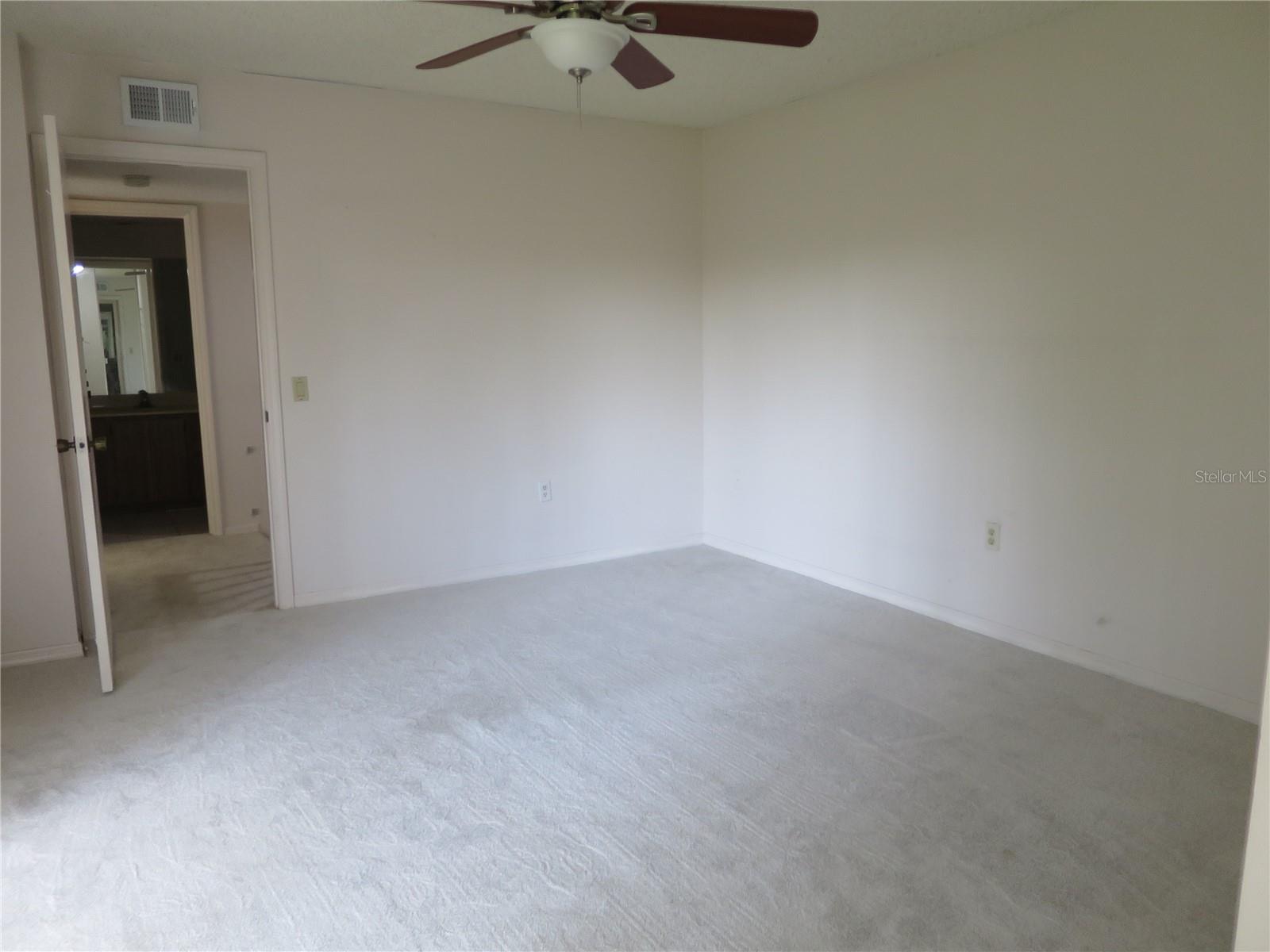 MIDDLEBROOK PINES CONDO PH 1 - Residential Lease