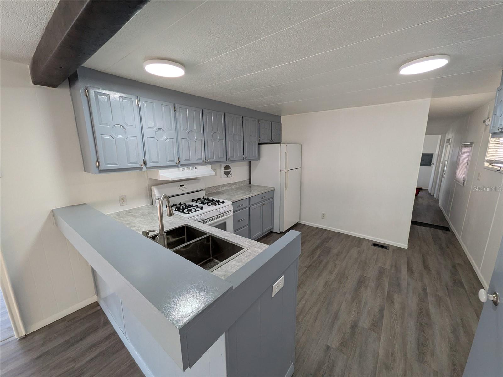 BEACHWAY PARK INC M/H UNREC - Residential