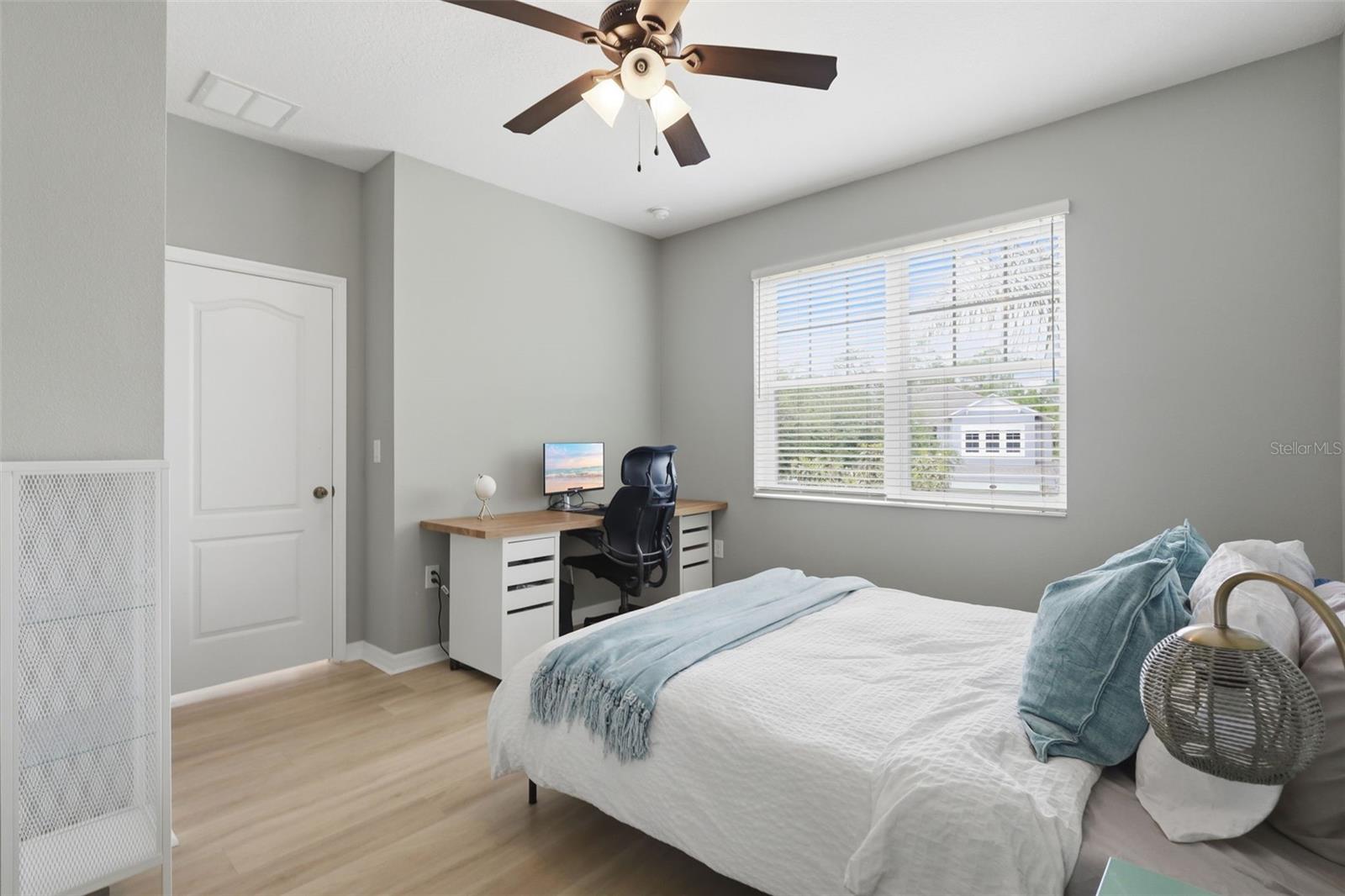 AULINS LANDING AT OVIEDO-PHASE 1 - Residential