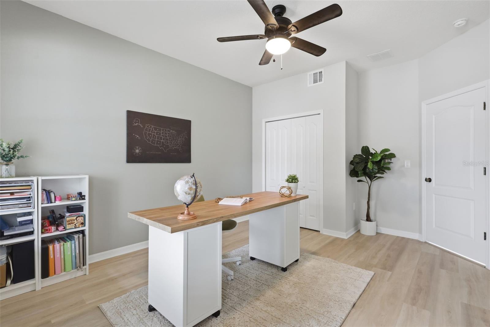 AULINS LANDING AT OVIEDO-PHASE 1 - Residential