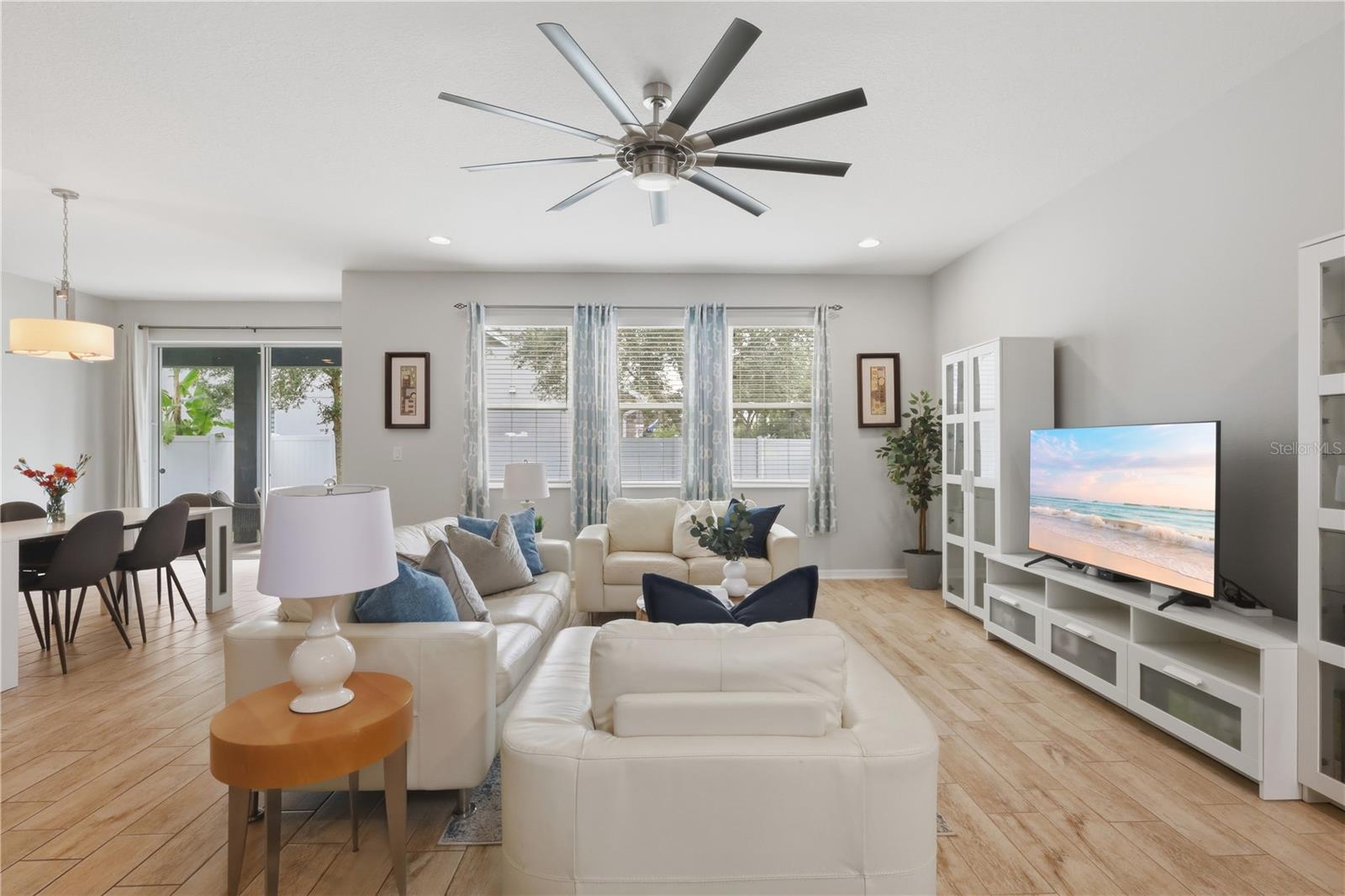 AULINS LANDING AT OVIEDO-PHASE 1 - Residential