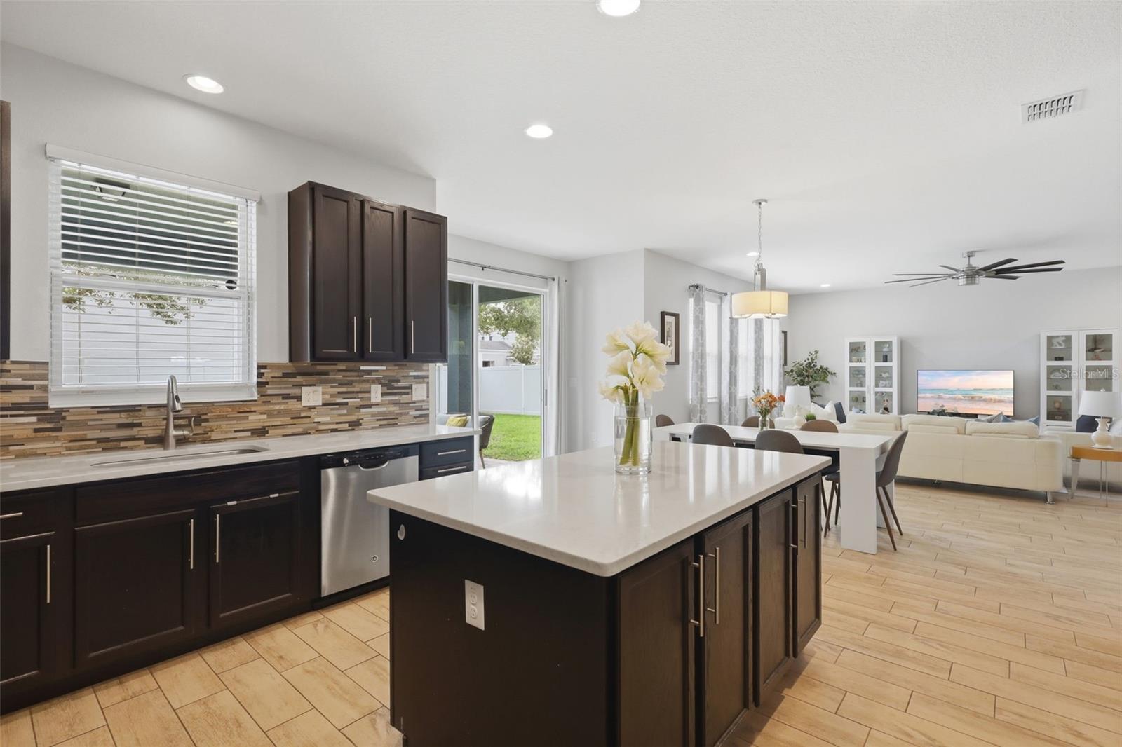 AULINS LANDING AT OVIEDO-PHASE 1 - Residential