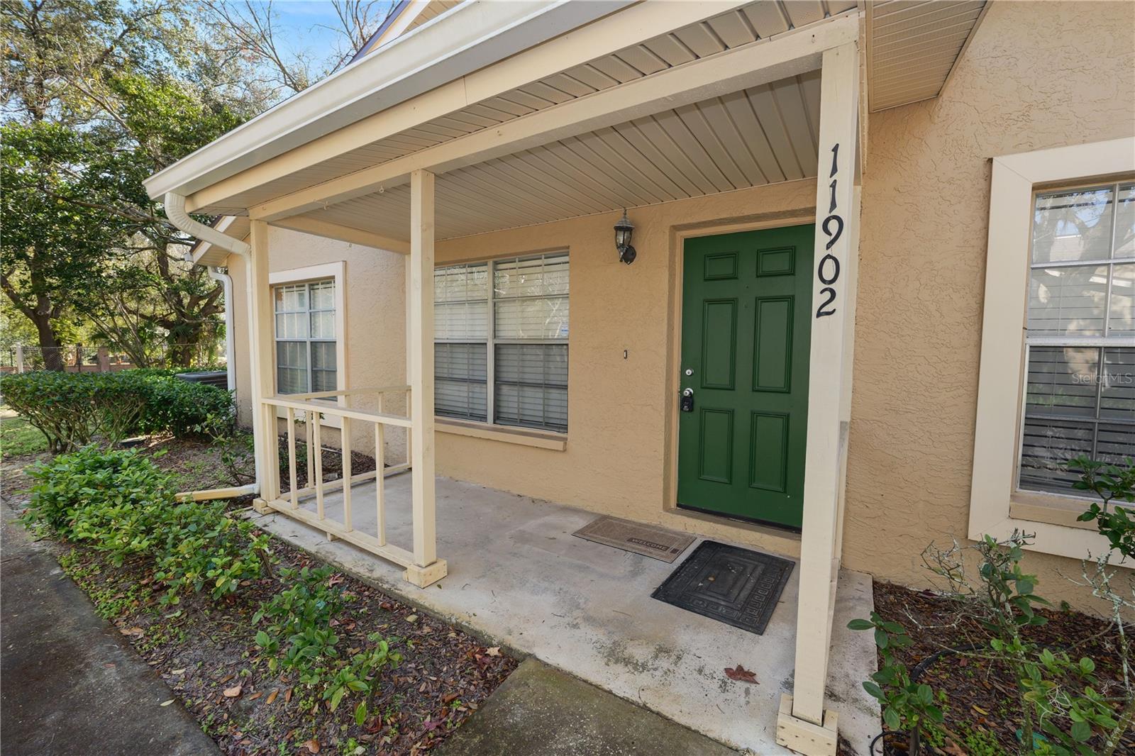 11902 LAKEMIST CIRCLE 11902