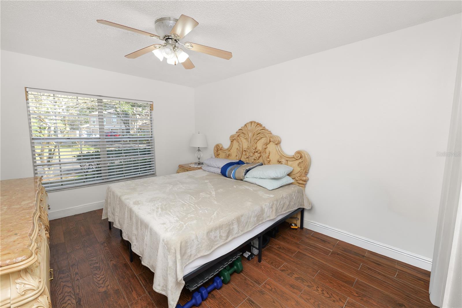 RAINTREE MANOR HOMES CONDOMINI - Residential