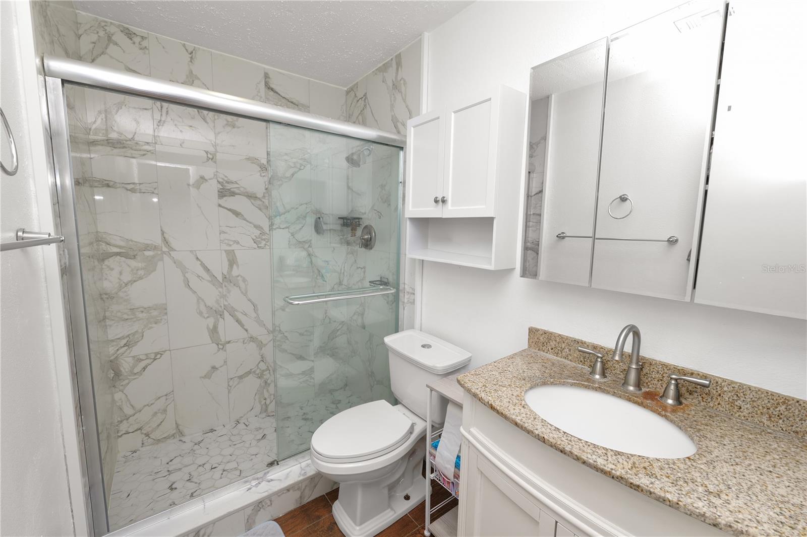 RAINTREE MANOR HOMES CONDOMINI - Residential