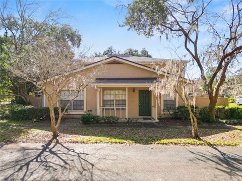 11902 LAKEMIST CIRCLE 11902 TEMPLE TERRACE FL 33617