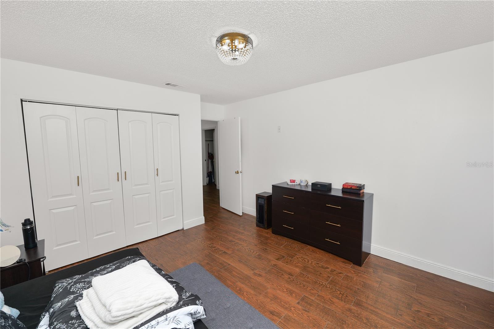 RAINTREE MANOR HOMES CONDOMINI - Residential