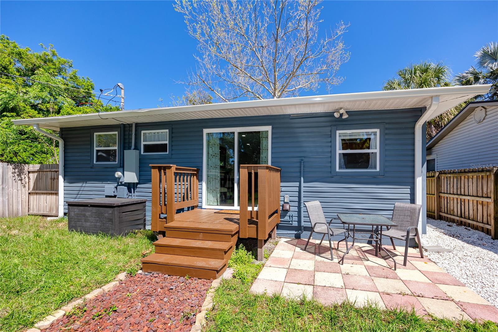 HUDSON HEIGHTS - Residential