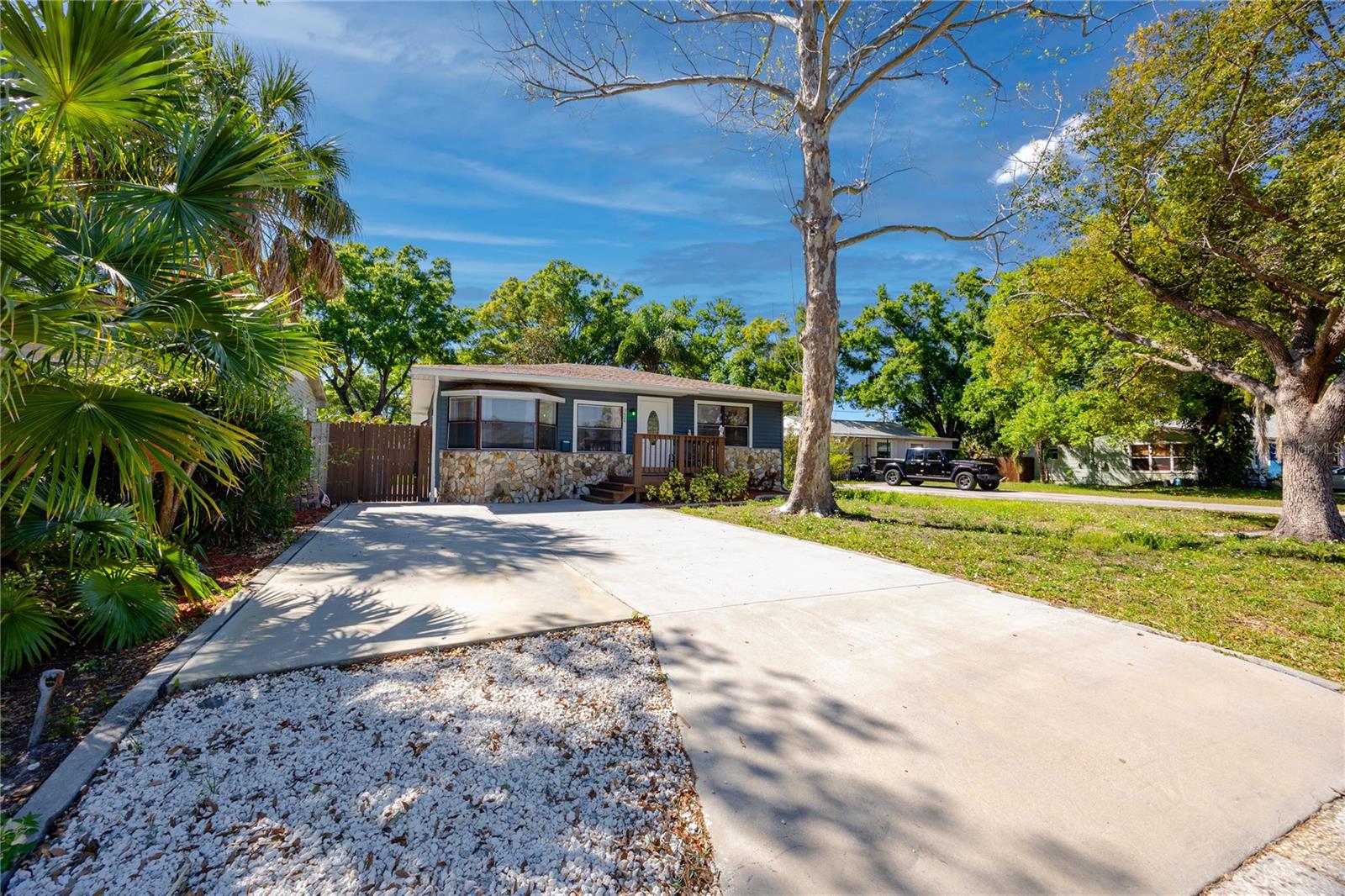 HUDSON HEIGHTS - Residential