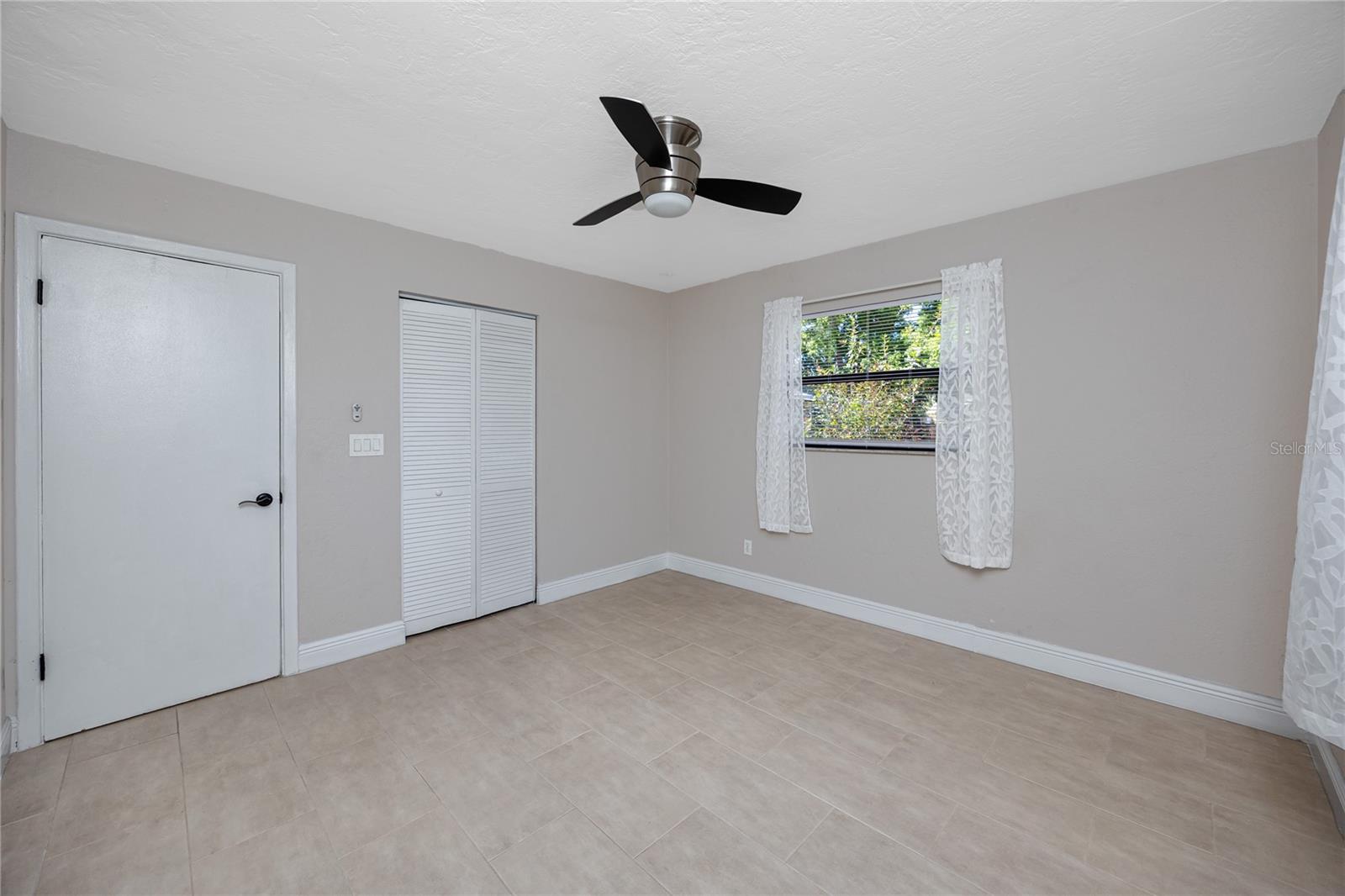 HUDSON HEIGHTS - Residential