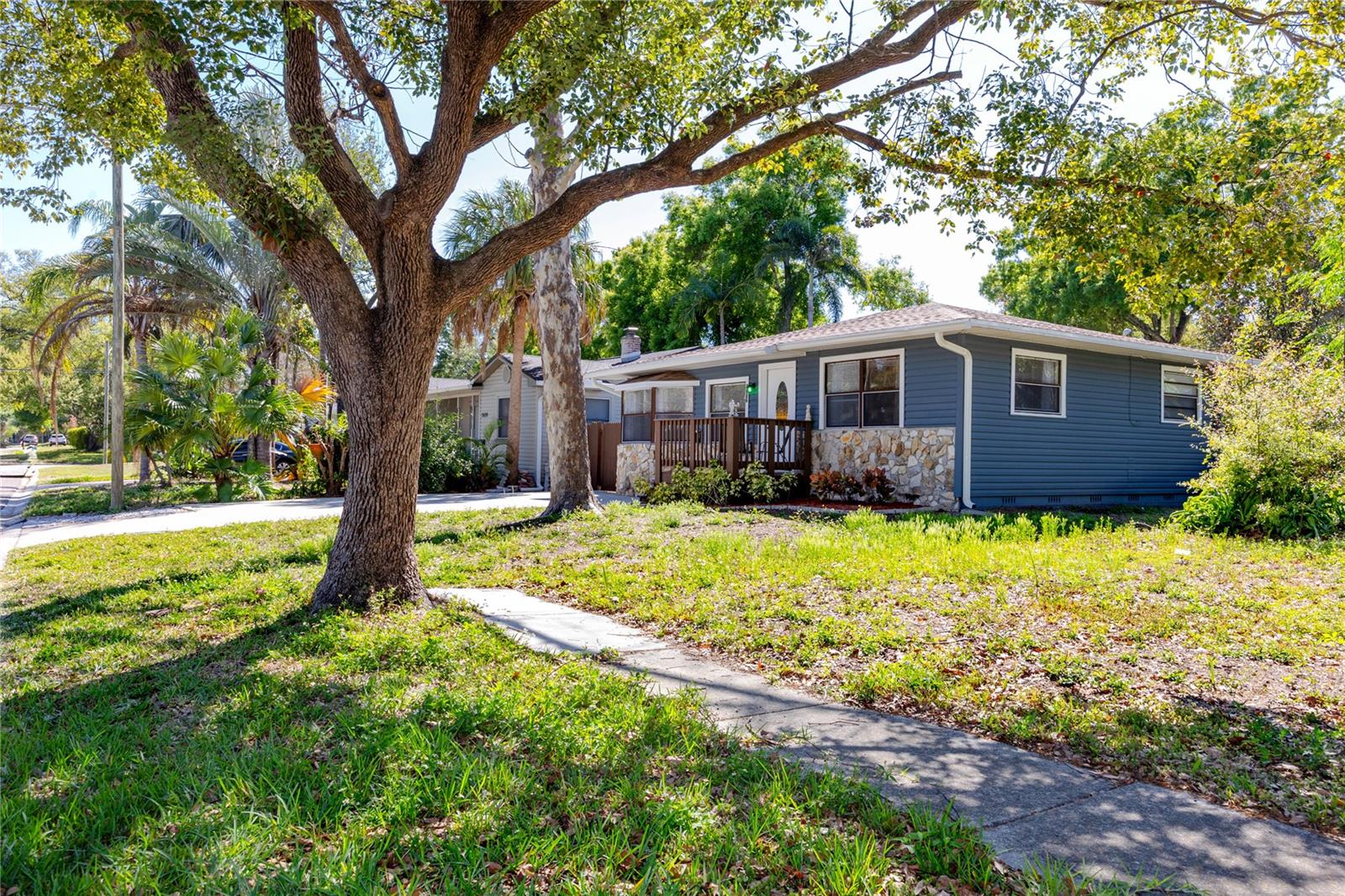 HUDSON HEIGHTS - Residential