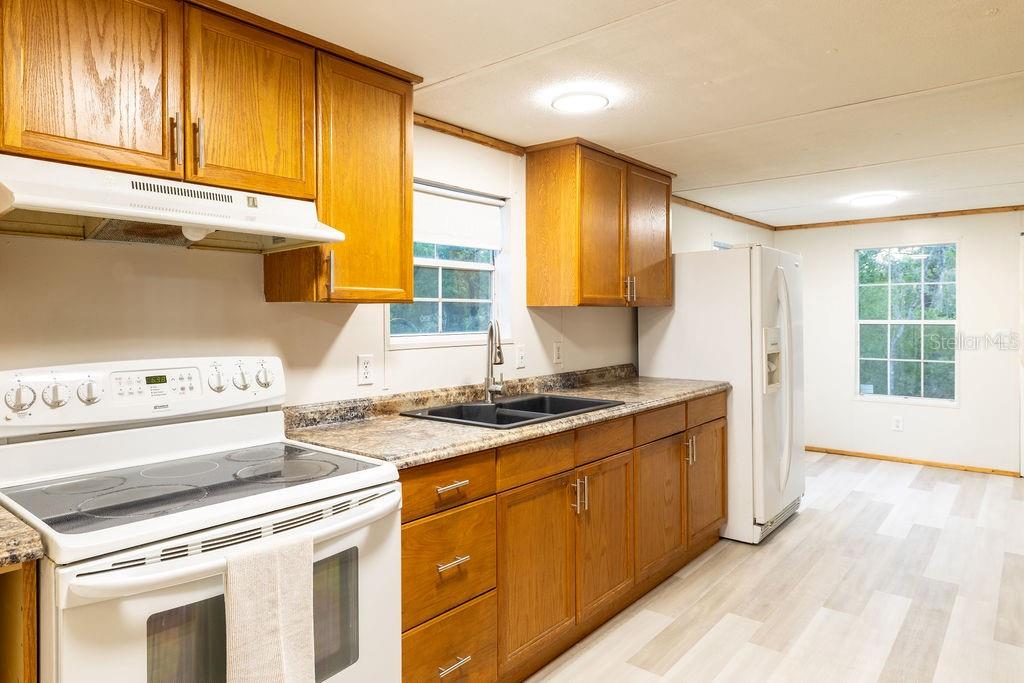 UNIVERSITY ESTATES TR 115 - Residential