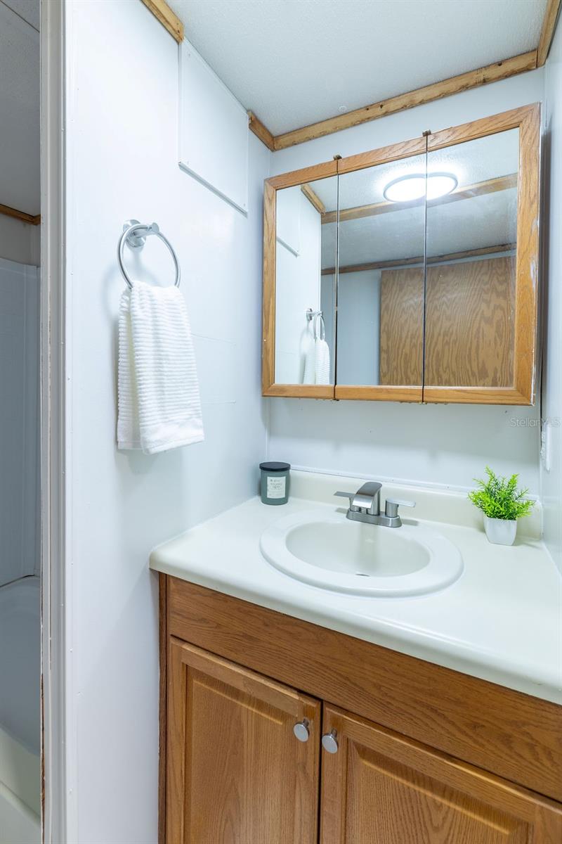 UNIVERSITY ESTATES TR 115 - Residential