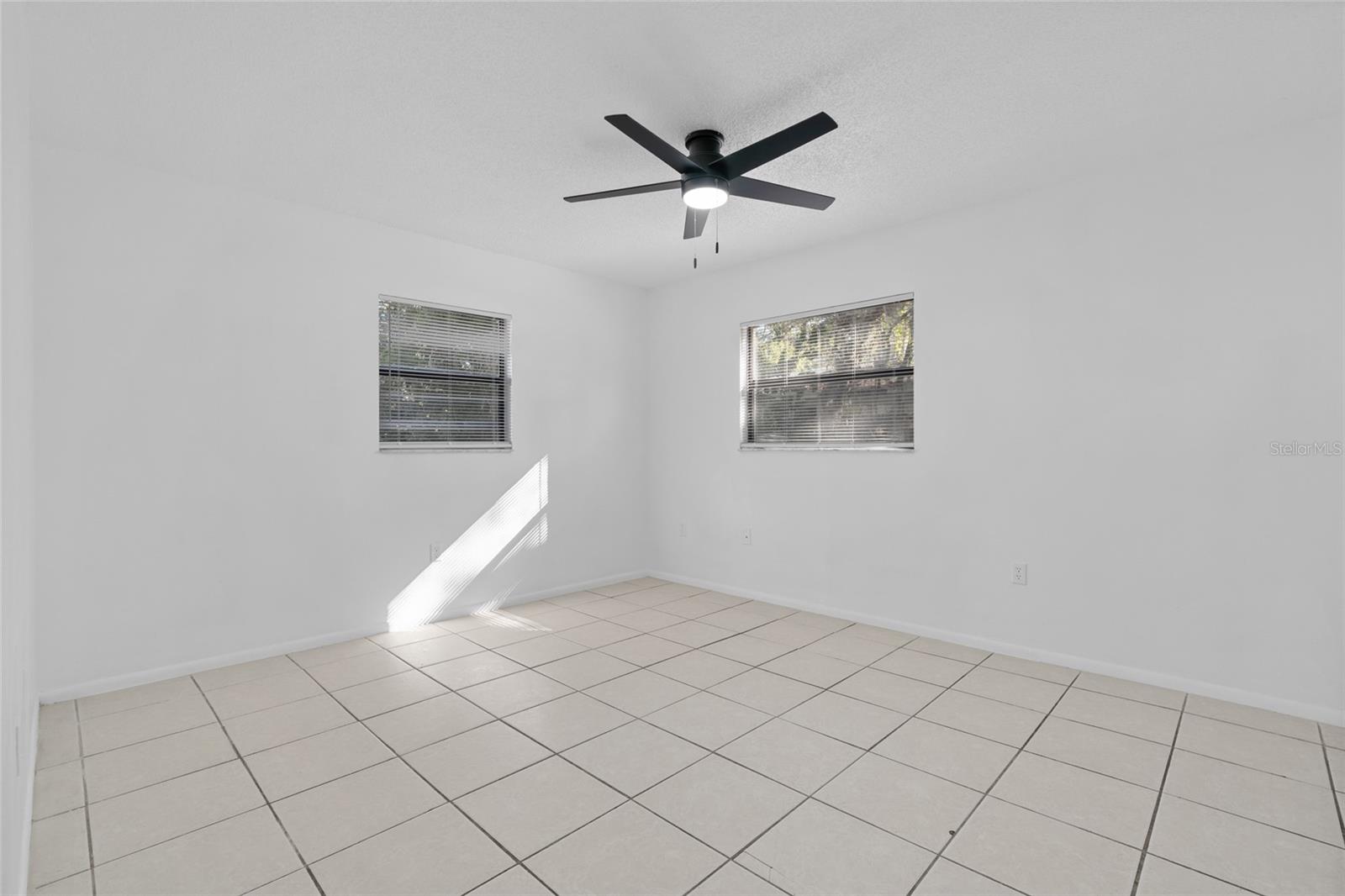 SUNNY BREEZE SUB - Residential