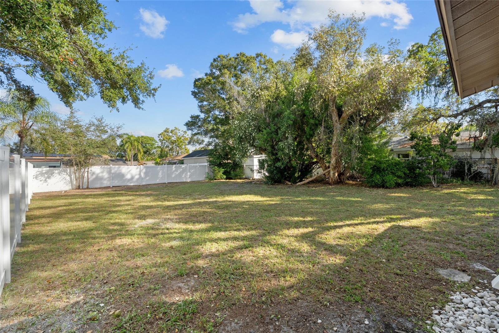 SUNNY BREEZE SUB - Residential