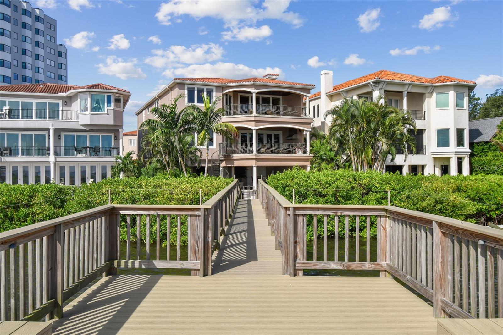 BAYPOINTE SUB - Residential