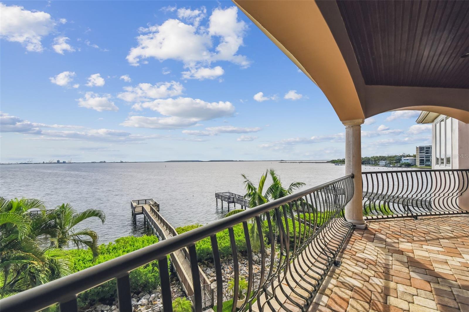 BAYPOINTE SUB - Residential