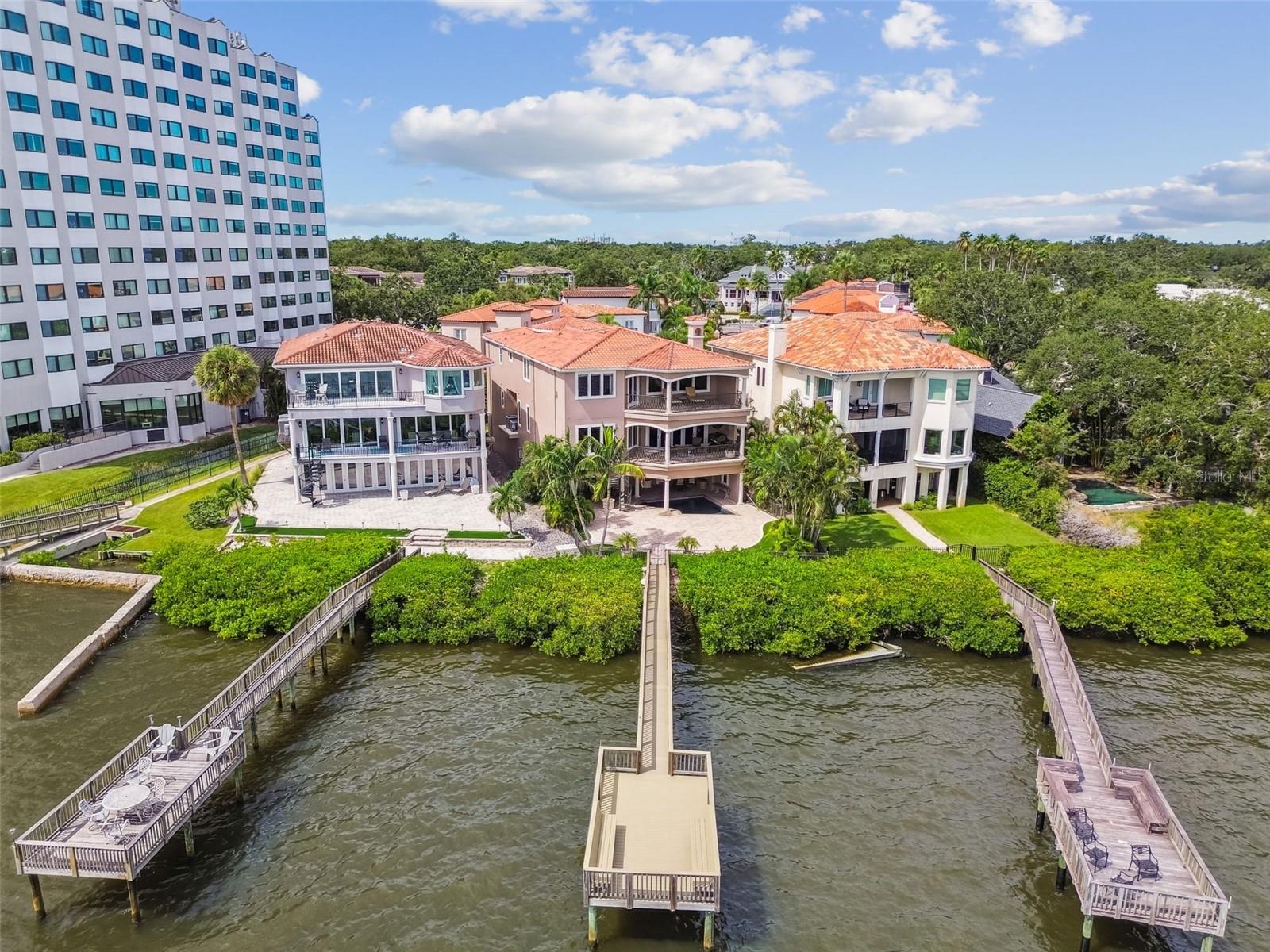 BAYPOINTE SUB - Residential