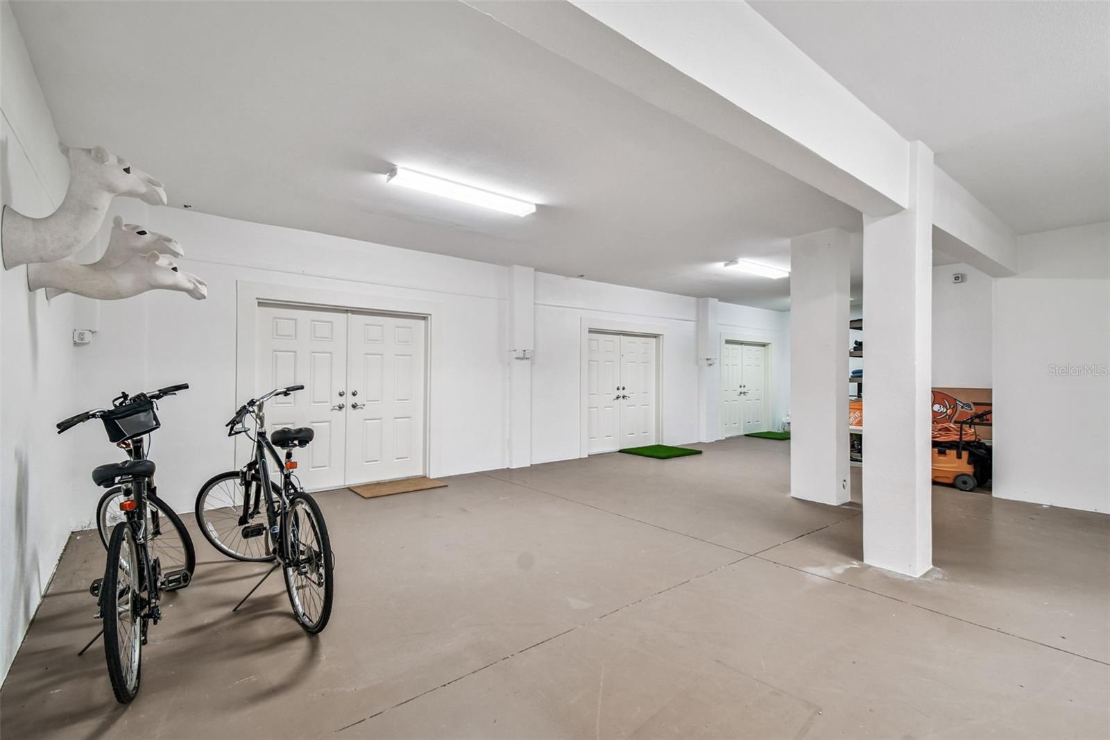 BAYPOINTE SUB - Residential